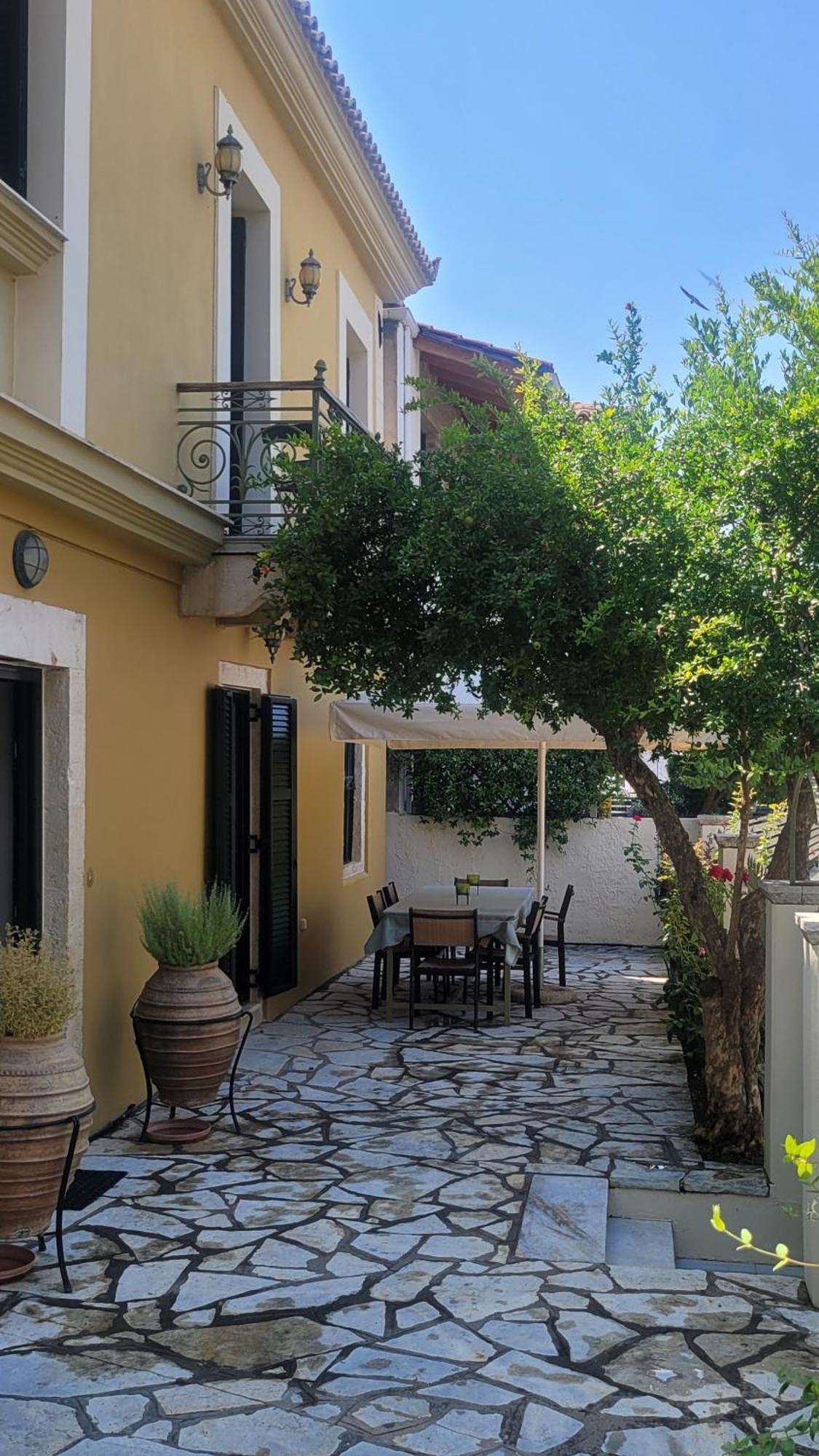 Palairos Historic Property Buitenkant foto